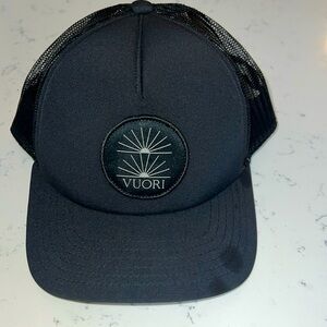 Vuori Trucker hat